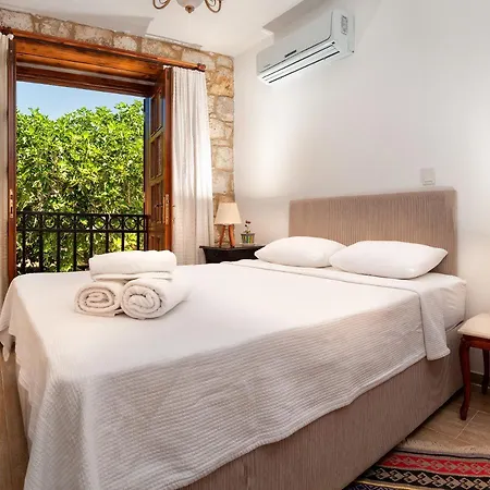 Hotel Flores 3*