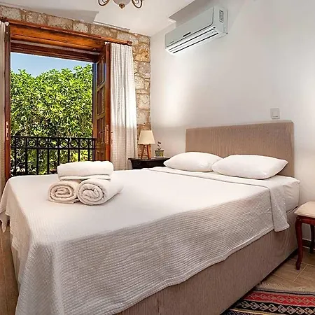 Flores Hotel Alacati