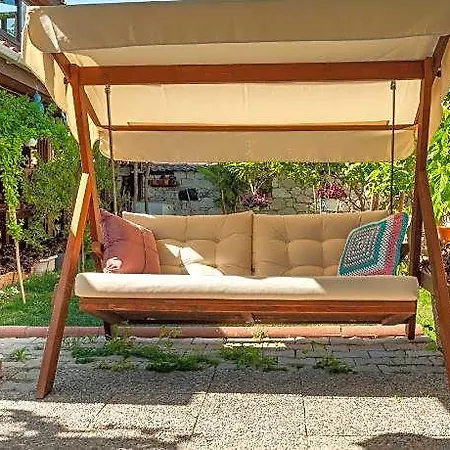 Flores Szálloda 3*