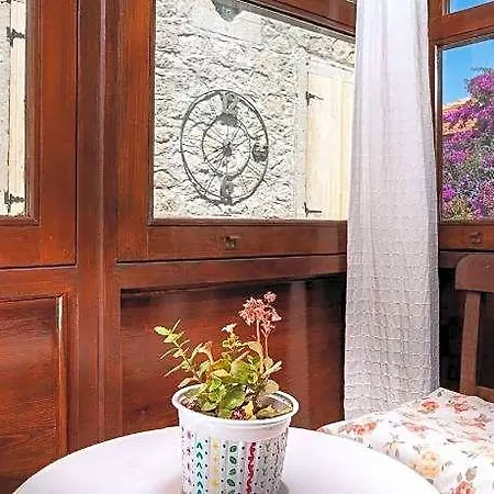 Flores Szálloda 3*